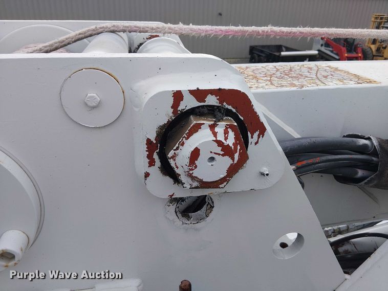 image for item EG1687 2004 Sterling Acterra bucket truck