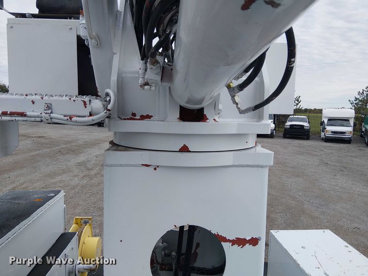 image for item EG1687 2004 Sterling Acterra bucket truck