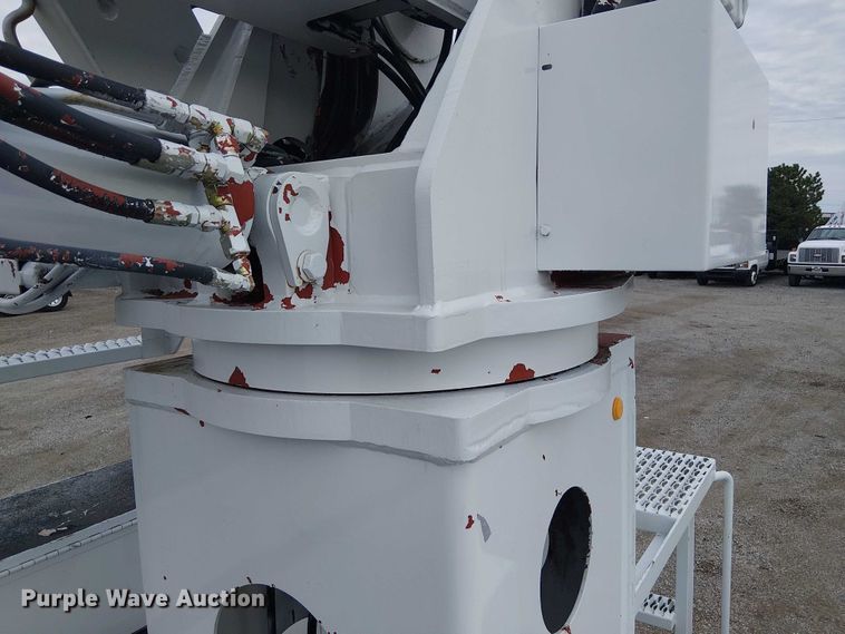 image for item EG1687 2004 Sterling Acterra bucket truck