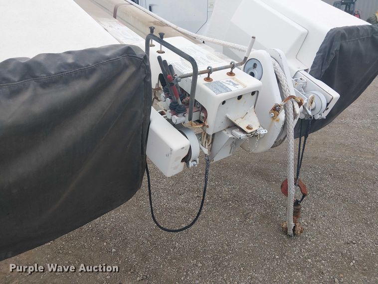 image for item EG1687 2004 Sterling Acterra bucket truck