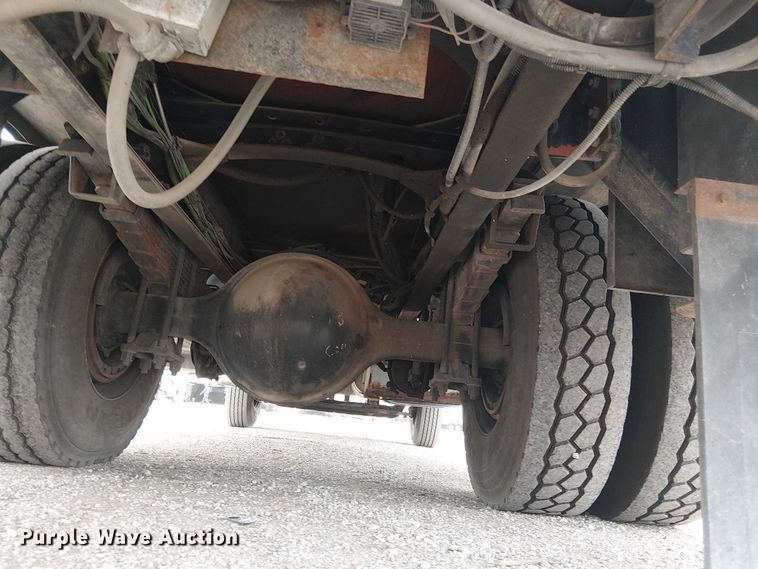 image for item EG1687 2004 Sterling Acterra bucket truck