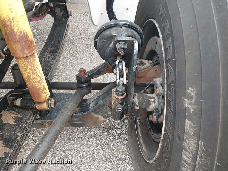 image for item EG1687 2004 Sterling Acterra bucket truck