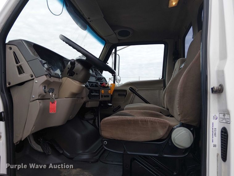 image for item EG1687 2004 Sterling Acterra bucket truck