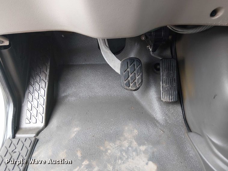 image for item EG1687 2004 Sterling Acterra bucket truck