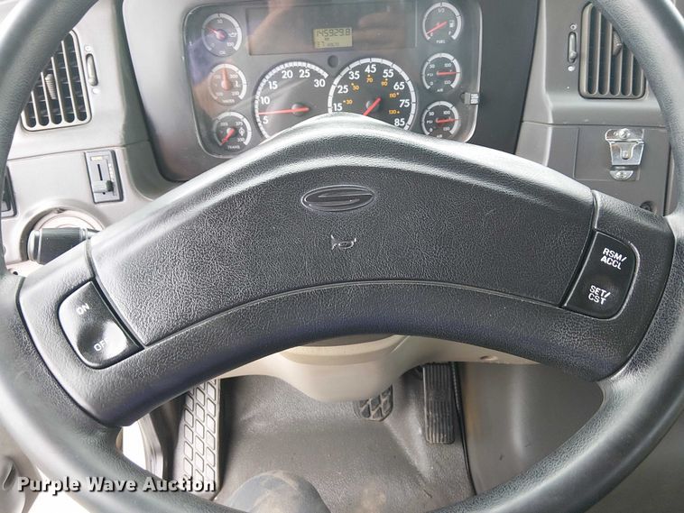 image for item EG1687 2004 Sterling Acterra bucket truck