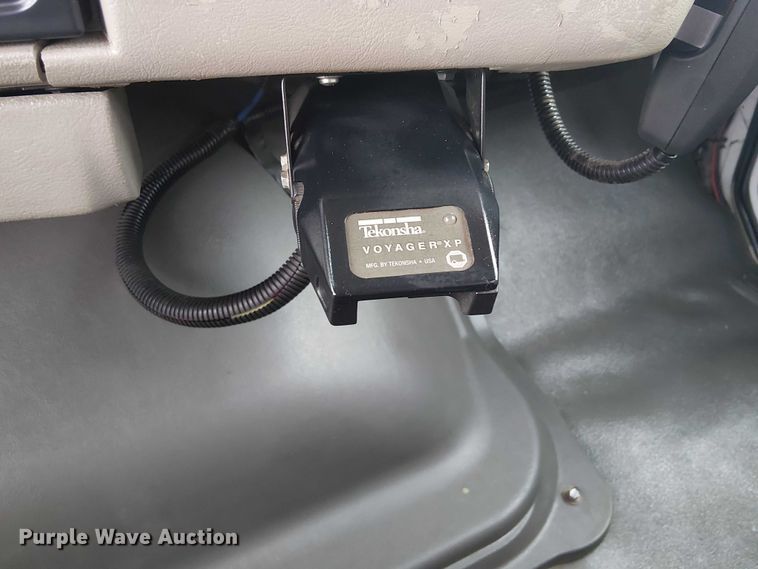 image for item EG1687 2004 Sterling Acterra bucket truck