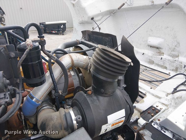 image for item EG1687 2004 Sterling Acterra bucket truck