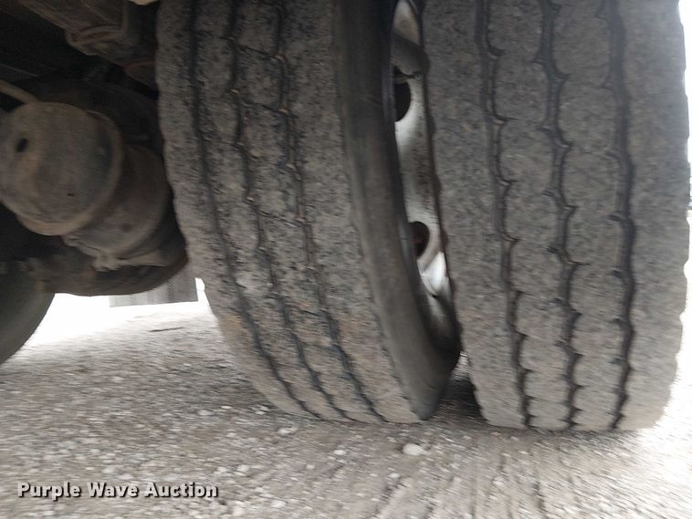 image for item EG1687 2004 Sterling Acterra bucket truck