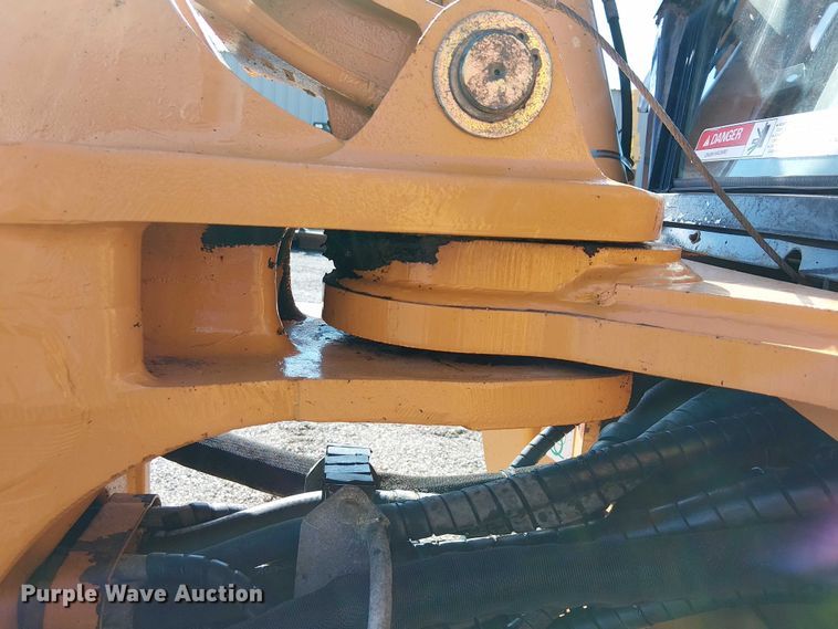 image for item EG1696 2010 Case 590 Super M backhoe