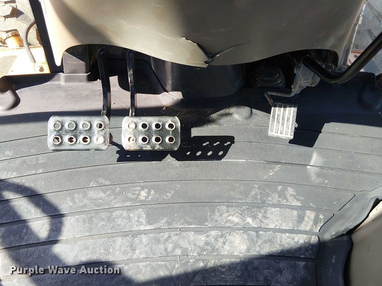 image for item EG1696 2010 Case 590 Super M backhoe