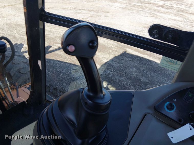 image for item EG1696 2010 Case 590 Super M backhoe