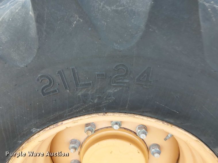 image for item EG1696 2010 Case 590 Super M backhoe