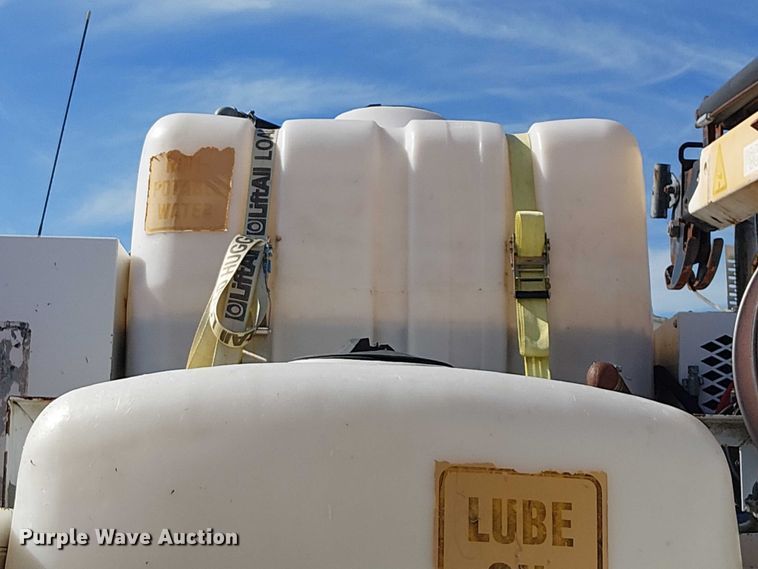 image for item EG1698 2007 Sterling  Acterra utility / service truck