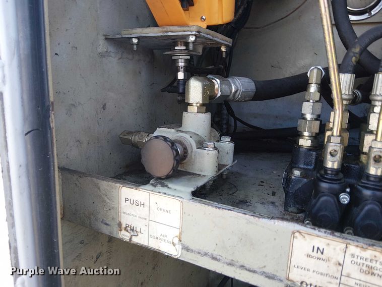 image for item EG1698 2007 Sterling  Acterra utility / service truck