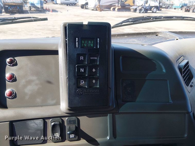 image for item EG1698 2007 Sterling  Acterra utility / service truck