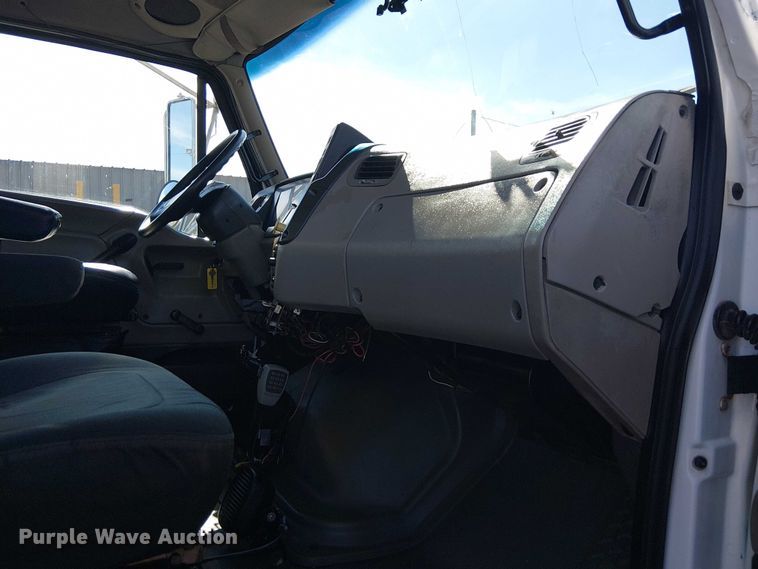 image for item EG1698 2007 Sterling  Acterra utility / service truck