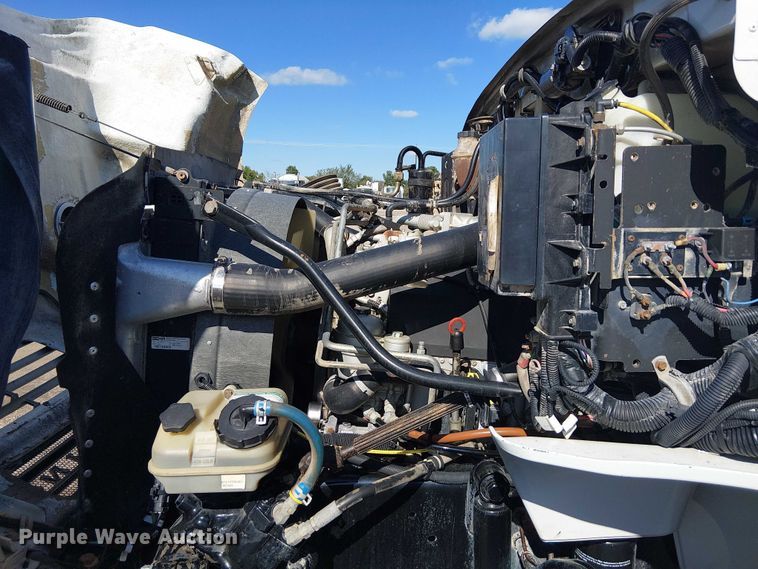 image for item EG1698 2007 Sterling  Acterra utility / service truck