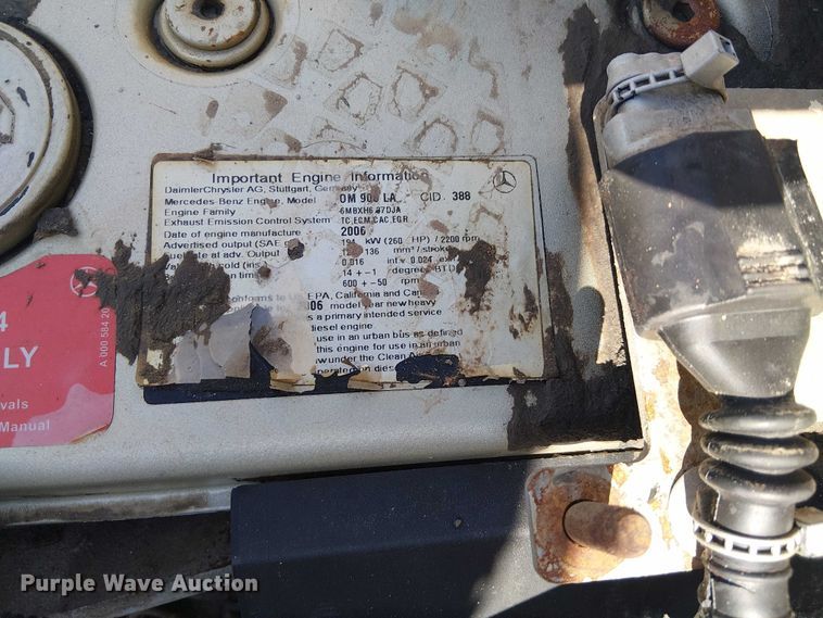 image for item EG1698 2007 Sterling  Acterra utility / service truck