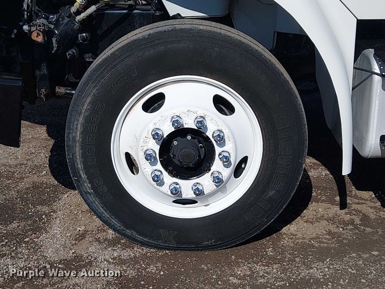 image for item EG1698 2007 Sterling  Acterra utility / service truck