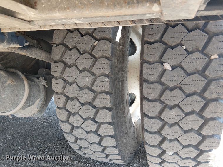 image for item EG1698 2007 Sterling  Acterra utility / service truck