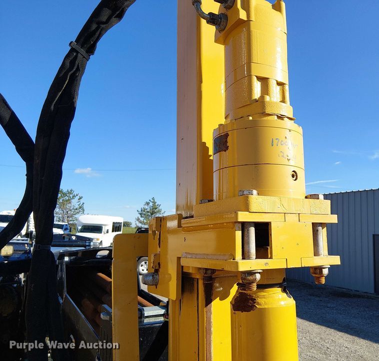 image for item EG1701 2023 Vermeer D23X30III directional boring unit