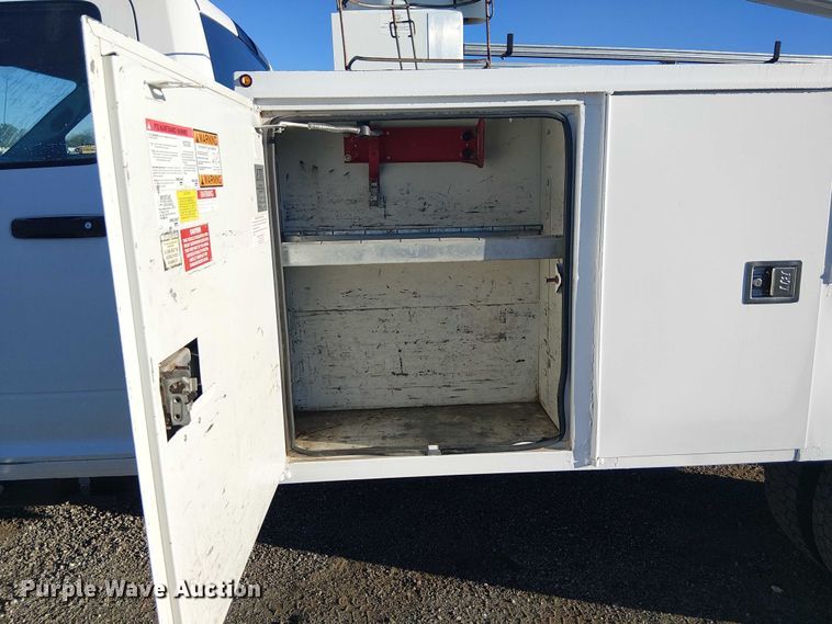 image for item EG1704 2012 Dodge Ram 4500HD bucket truck