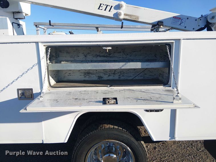 image for item EG1704 2012 Dodge Ram 4500HD bucket truck