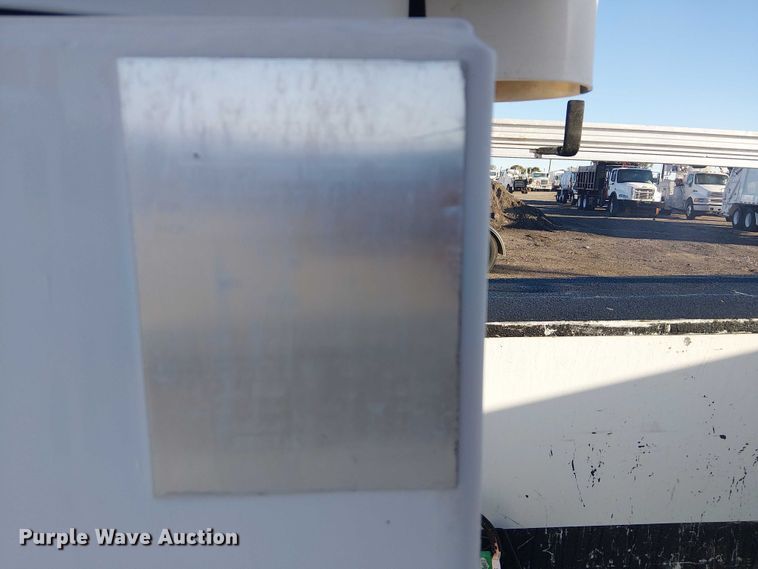 image for item EG1704 2012 Dodge Ram 4500HD bucket truck