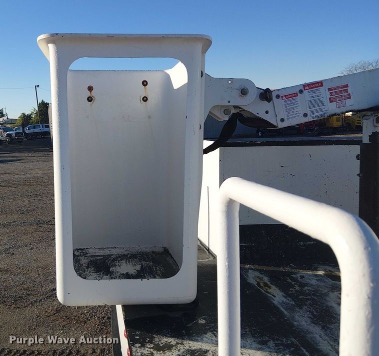 image for item EG1704 2012 Dodge Ram 4500HD bucket truck