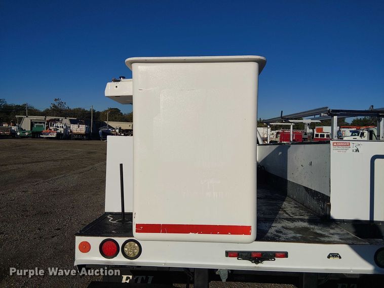 image for item EG1704 2012 Dodge Ram 4500HD bucket truck