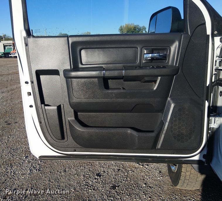 image for item EG1704 2012 Dodge Ram 4500HD bucket truck