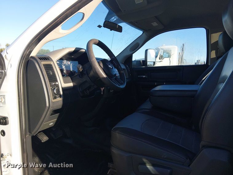 image for item EG1704 2012 Dodge Ram 4500HD bucket truck