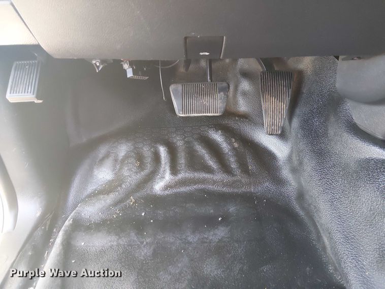 image for item EG1704 2012 Dodge Ram 4500HD bucket truck