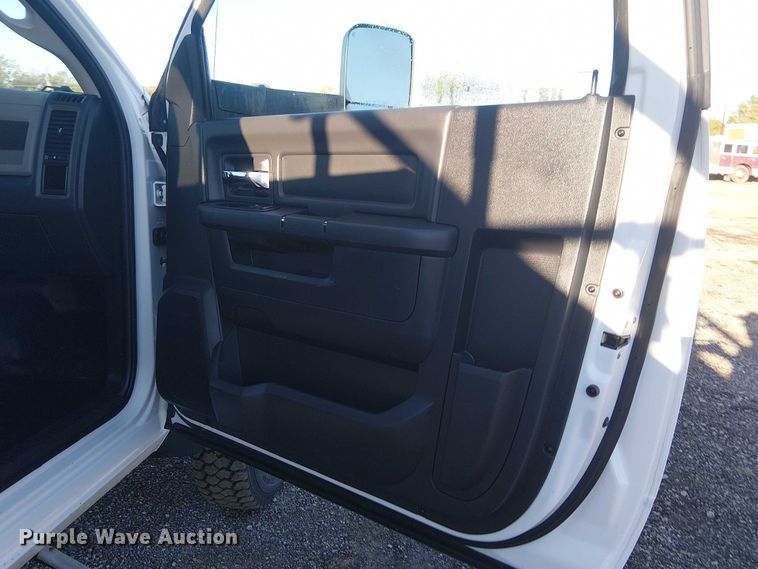 image for item EG1704 2012 Dodge Ram 4500HD bucket truck