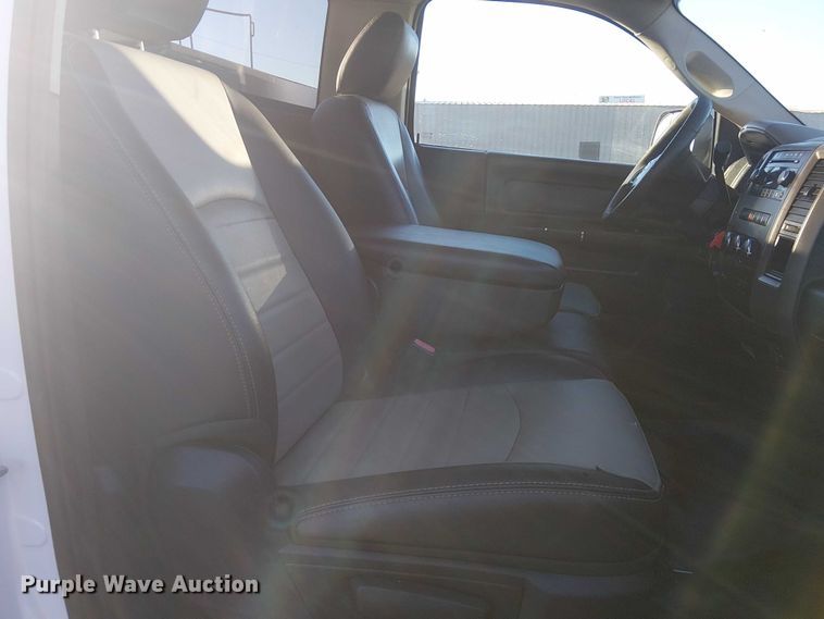 image for item EG1704 2012 Dodge Ram 4500HD bucket truck