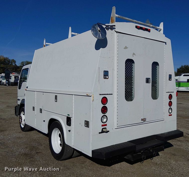 image for item EG1707 2007 Ford Low Cab Forward utility / service truck