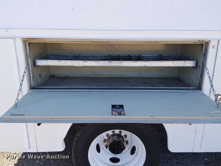 image for item EG1707 2007 Ford Low Cab Forward utility / service truck