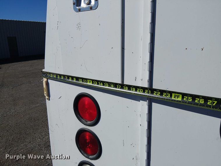 image for item EG1707 2007 Ford Low Cab Forward utility / service truck