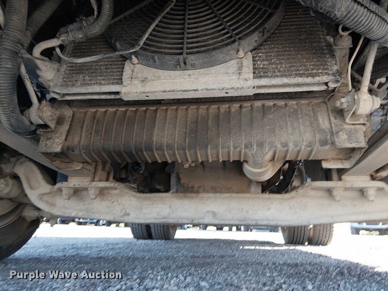 image for item EG1707 2007 Ford Low Cab Forward utility / service truck