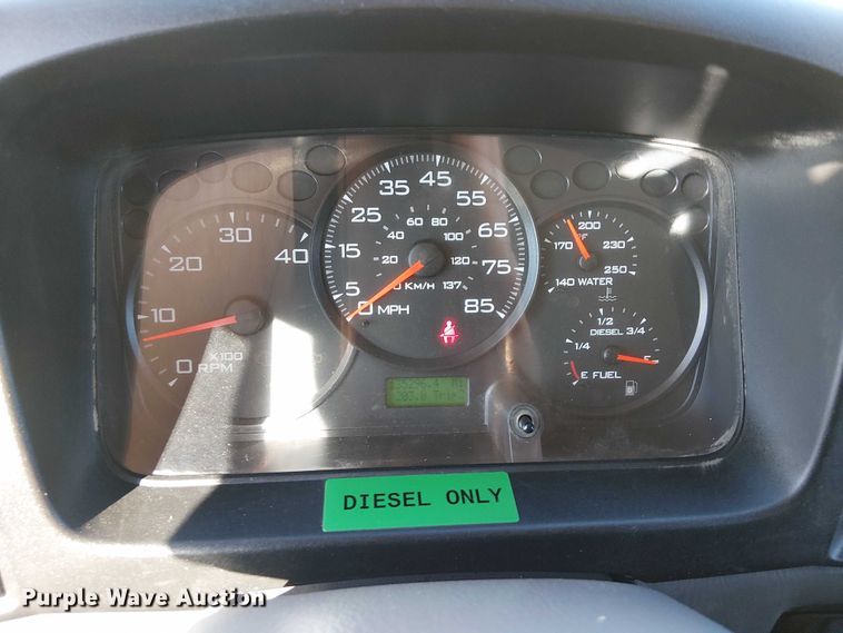 image for item EG1707 2007 Ford Low Cab Forward utility / service truck