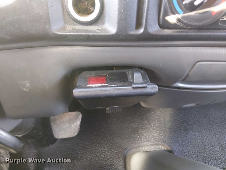 image for item EG1707 2007 Ford Low Cab Forward utility / service truck