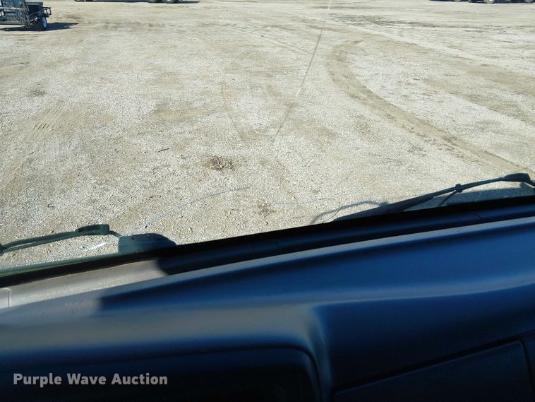 image for item EG1707 2007 Ford Low Cab Forward utility / service truck