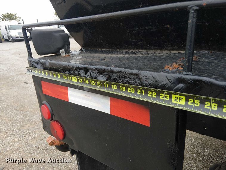 image for item EG1714 2007 International 7400 water truck