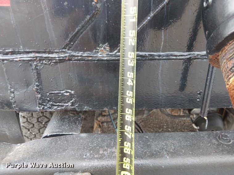 image for item EG1714 2007 International 7400 water truck