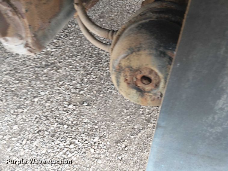 image for item EG1714 2007 International 7400 water truck