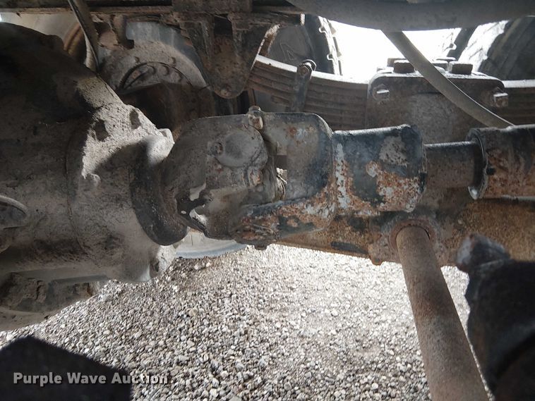 image for item EG1714 2007 International 7400 water truck