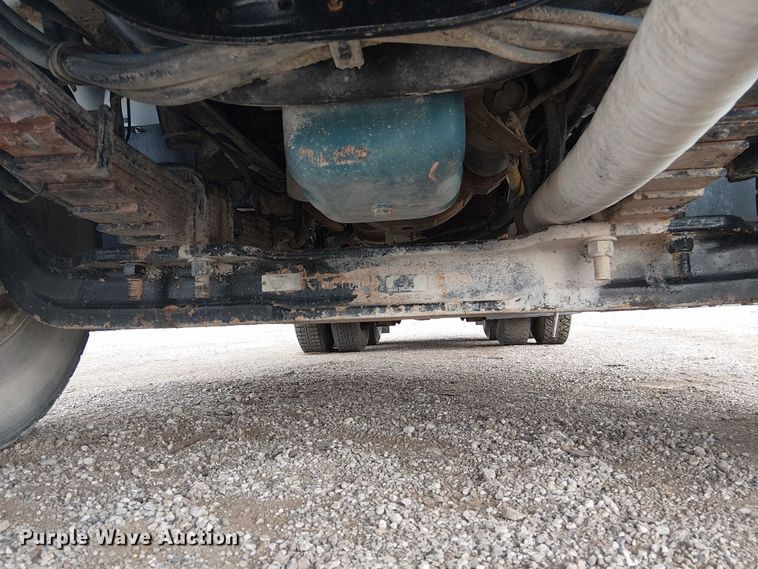 image for item EG1714 2007 International 7400 water truck