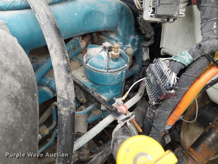 image for item EG1714 2007 International 7400 water truck