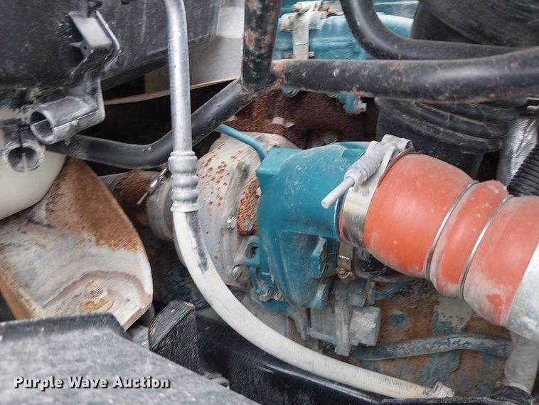 image for item EG1714 2007 International 7400 water truck