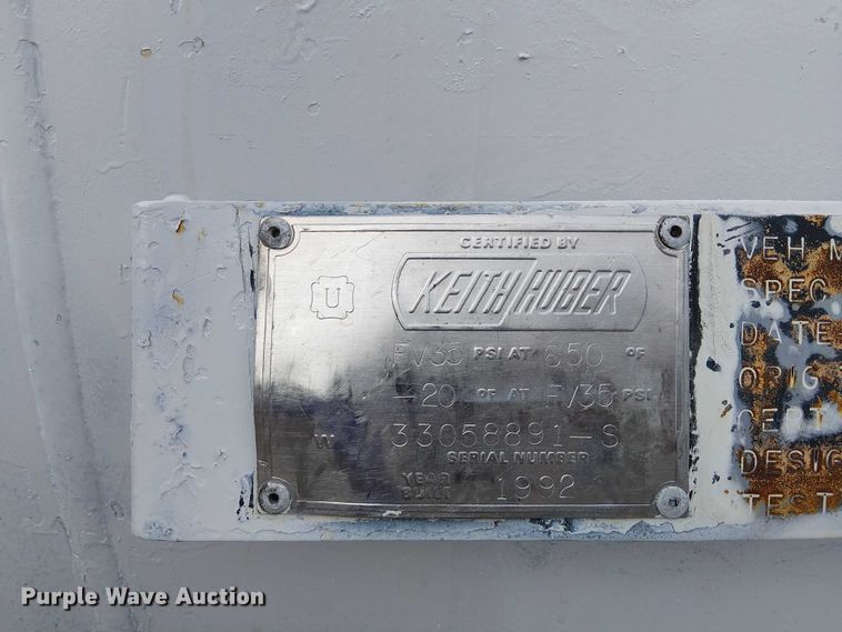 image for item EG1715 2015 Freightliner 114SD vacuum truck